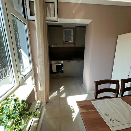 Apartment Aristocratic In The Center Of